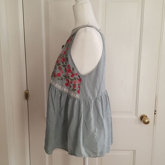 BOHO chic vintage look EMBROIDERED sleeveless top, size Medium - Picture 6 of 16